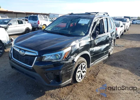 2019 Subaru Forester Premium z USA, uszkodzony, nr VIN JF2SKAGC0KH426432
